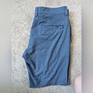 Travis Mathew Men's Golf Shorts - Blue - Size 34 - Like New
